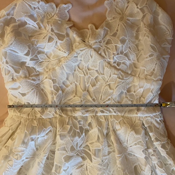 BRAND NEW, white summer dress!!!! SUPER CUTE - Picture 4 of 5